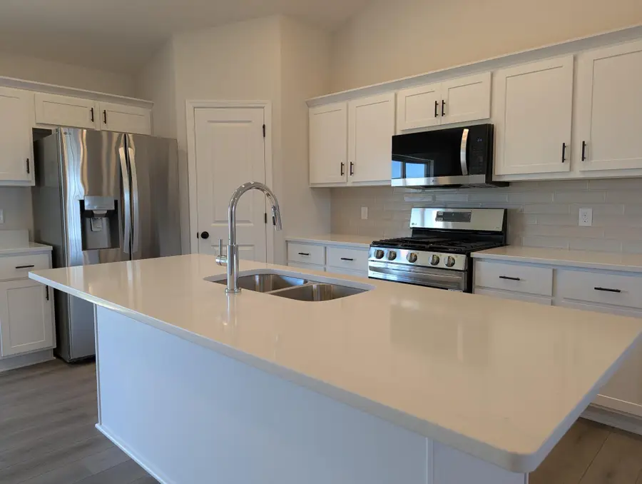 19084 Goodhue Street Ne, East Bethel, MN 55011 - #2