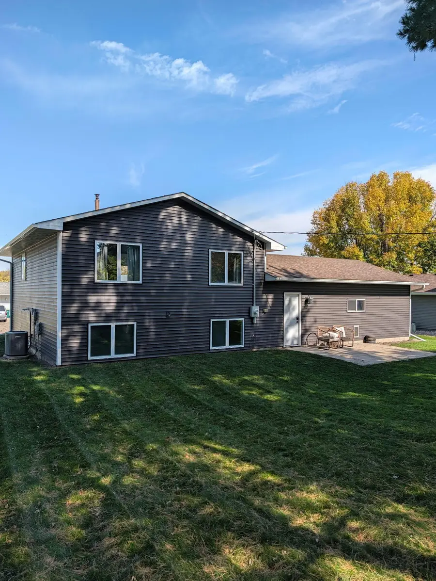 216 2nd Street Ne, Clarks Grove, MN 56016 - #3