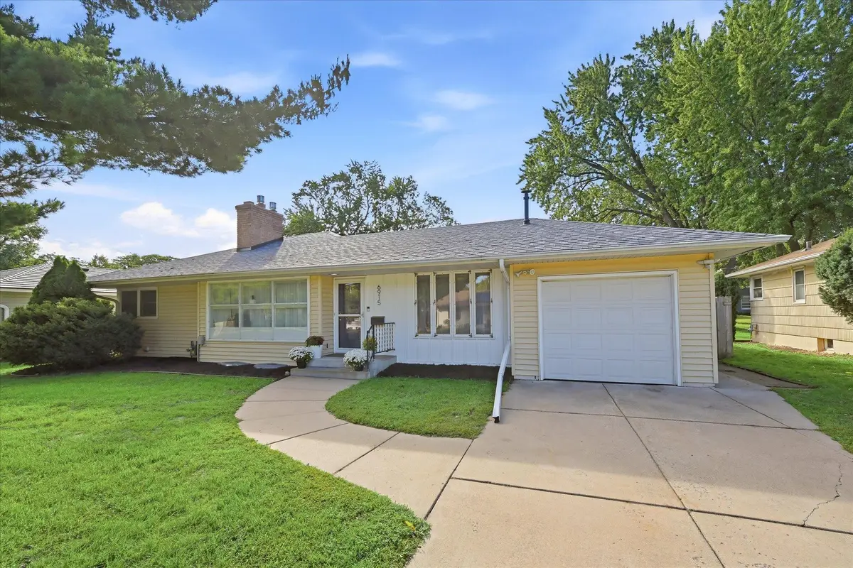 6915 W 23rd Street, Saint Louis Park, MN 55426 - #1