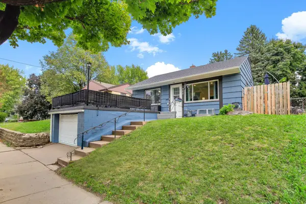 1462 Hazelwood Street, Saint Paul, MN 55106