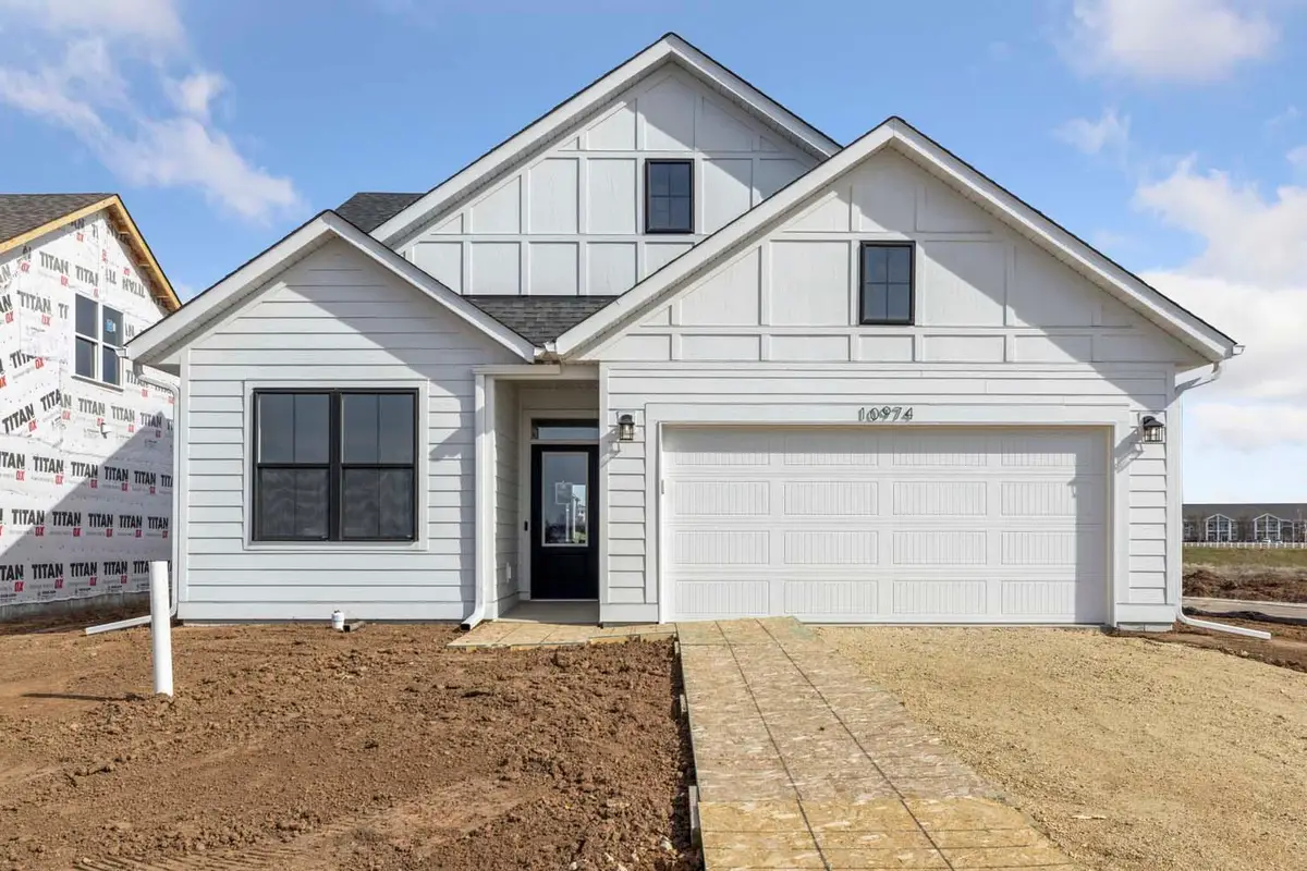 10930 37th Street N, Lake Elmo, MN 55042 - #1