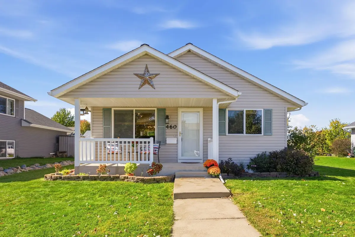 460 Minnesota Street Nw, Hutchinson, MN 55350 - #1