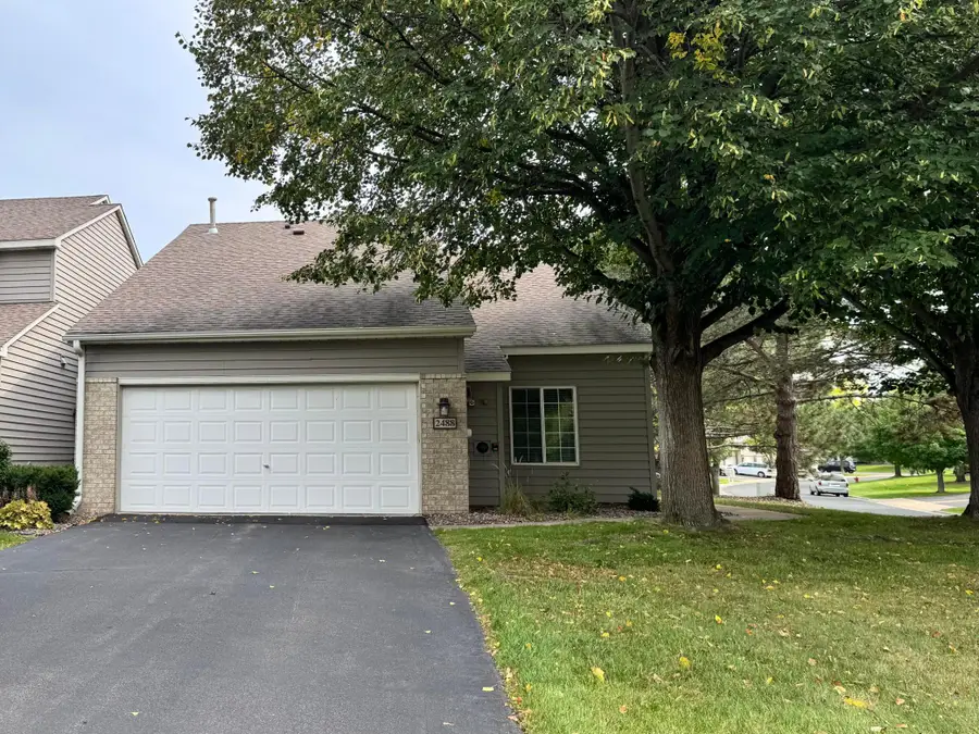2488 Lockwood Drive #10, Mendota Heights, MN 55120 - #2