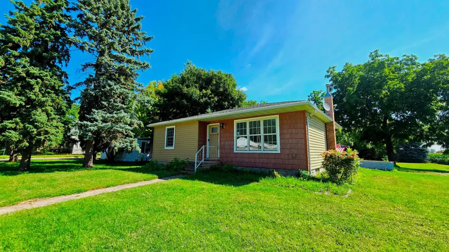 312 4th Street S, Gaylord, MN 55334 - #2