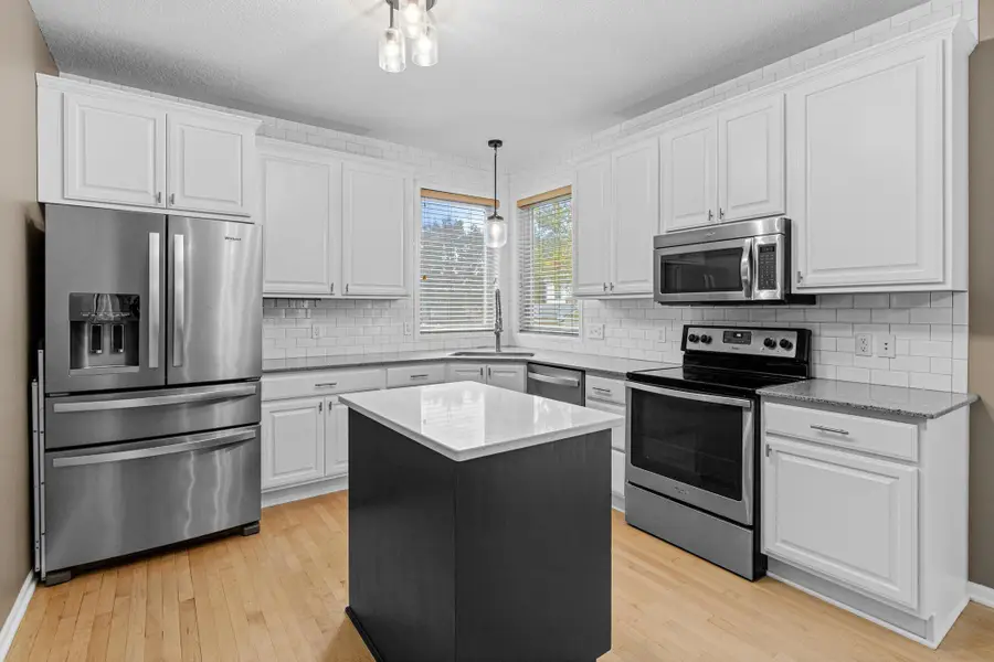 18194 87th Avenue N, Maple Grove, MN 55311 - #3