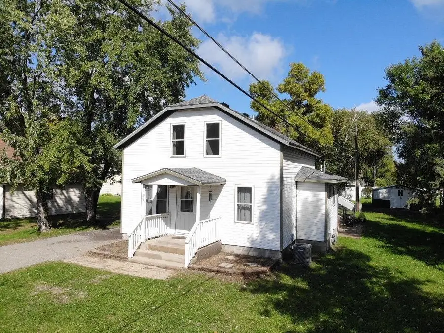 106 Cedar Avenue Ne, Wadena, MN 56482 - #2