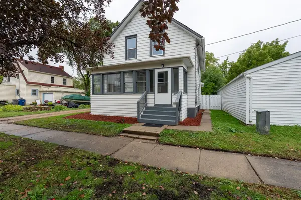415 3rd Avenue S, Moorhead, MN 56560