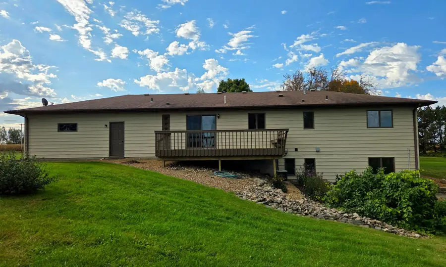 2250 Country Trail W, Jordan, MN 55352 - #2