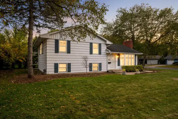 4617 W 90th Street, Bloomington, MN 55437