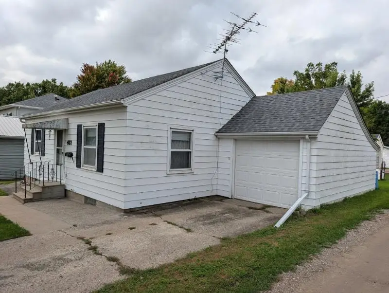 461 2nd Street Nw, Wells, MN 56097 - #2
