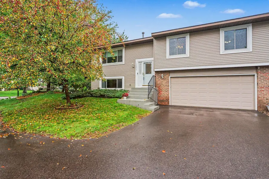 14054 Heywood Path, Apple Valley, MN 55124 - #2