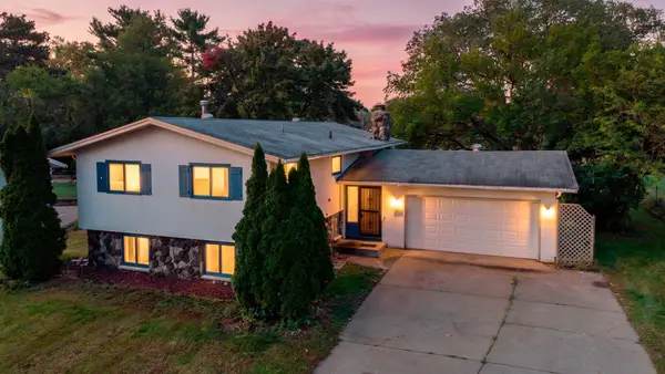 8016 Brunswick Avenue N, Brooklyn Park, MN 55443