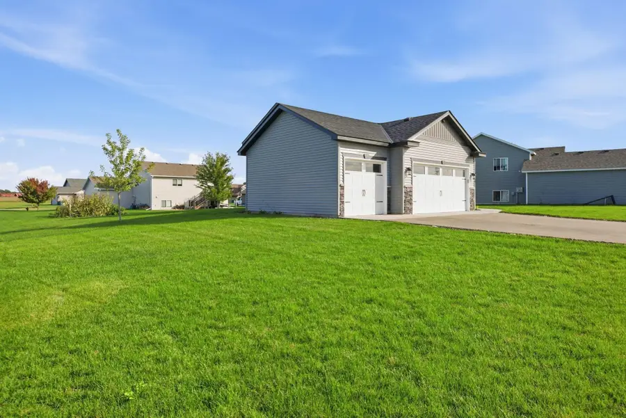 805 2 1/2 Avenue Sw, Rice, MN 56367 - #2
