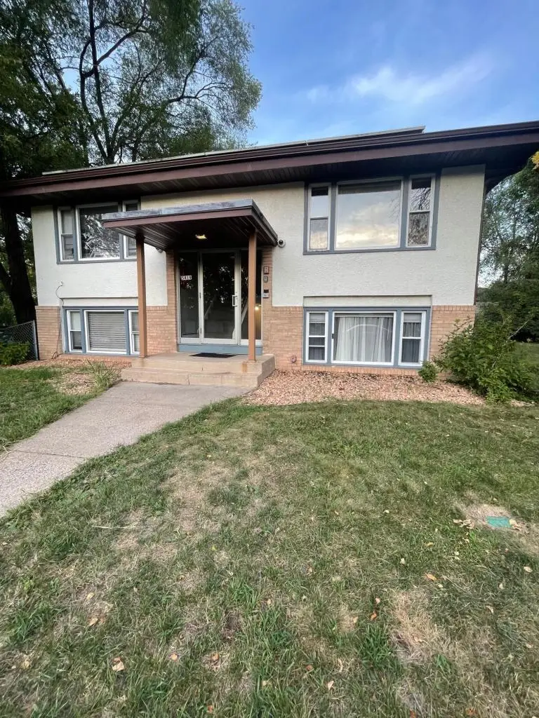 5419 4th Street Ne, Fridley, MN 55421 - #2