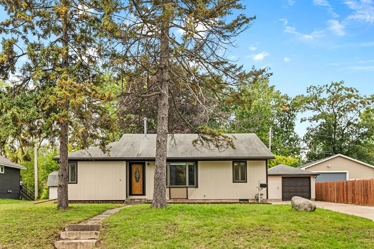 5201 Pennsylvania Avenue N, New Hope, MN 55428 - #1