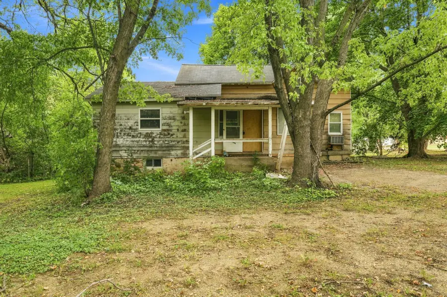 401 S Division Street, Roberts, WI 54023 - #2