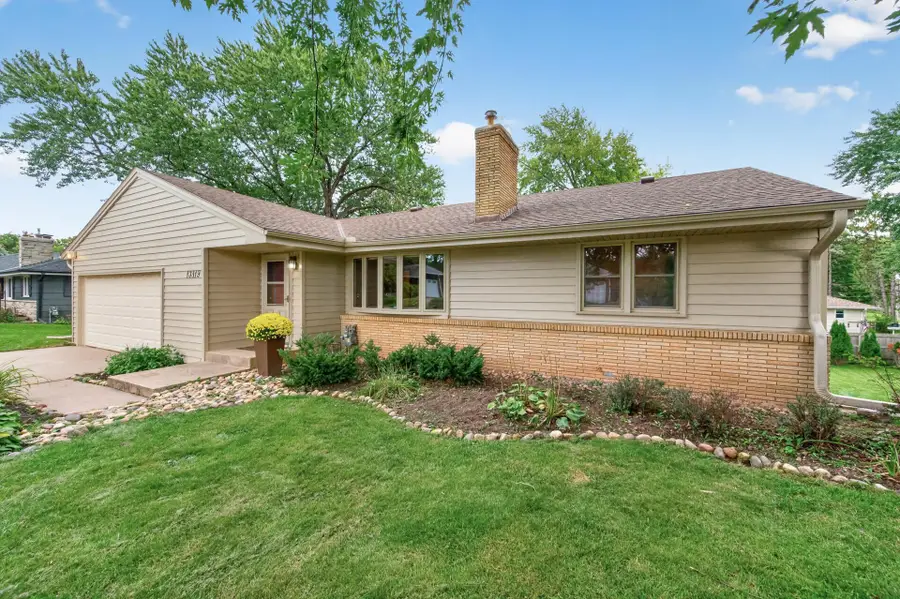 13819 Bellevue Drive, Minnetonka, MN 55345 - #3