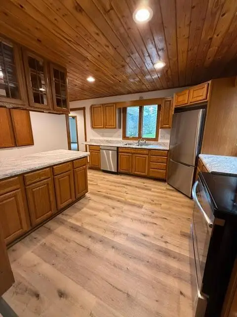 2310 10th Ave Sw, Austin, MN 55912 - #1