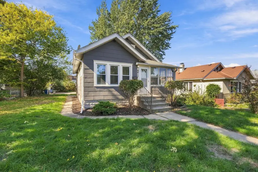 4417 Russell Avenue N, Minneapolis, MN 55412 - #2