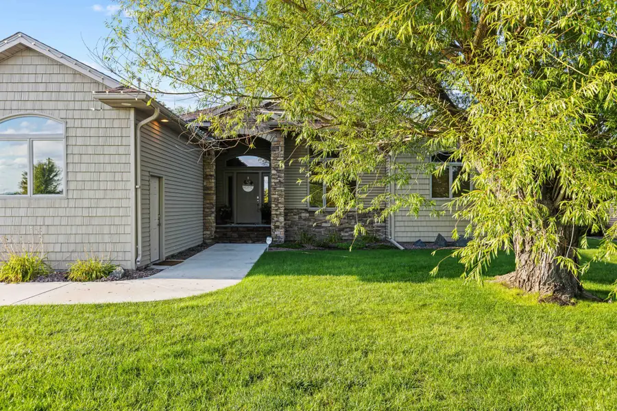 4295 49th Avenue S, Fargo, ND 58104 - #3