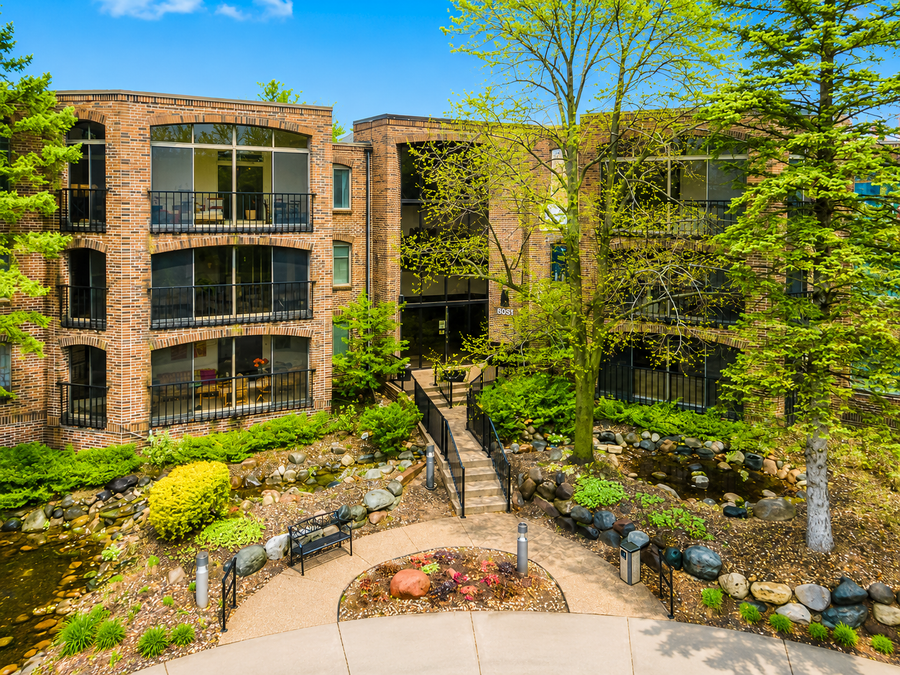 6051 Laurel Avenue #207, Golden Valley, MN 55416 - #2