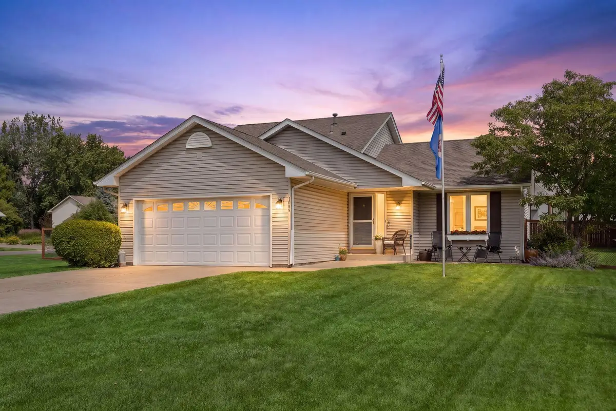 1049 Bonnieview Drive, Woodbury, MN 55129 - #1