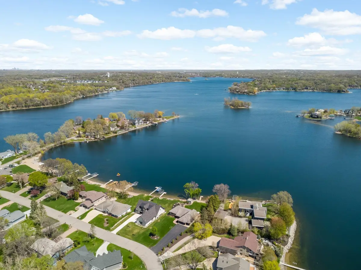 15283 Edgewater Circle Ne, Prior Lake, MN 55372 - #1