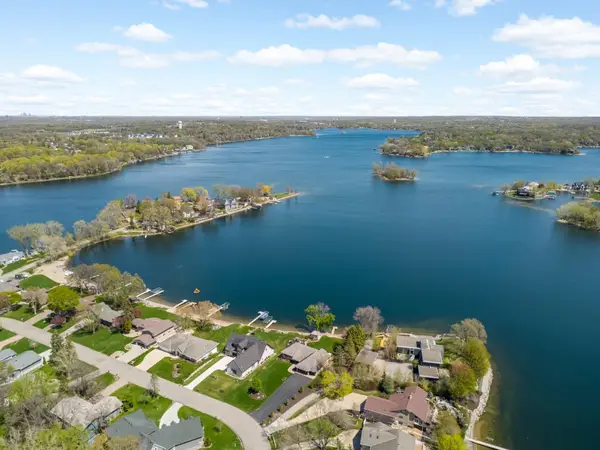 15283 Edgewater Circle Ne, Prior Lake, MN 55372