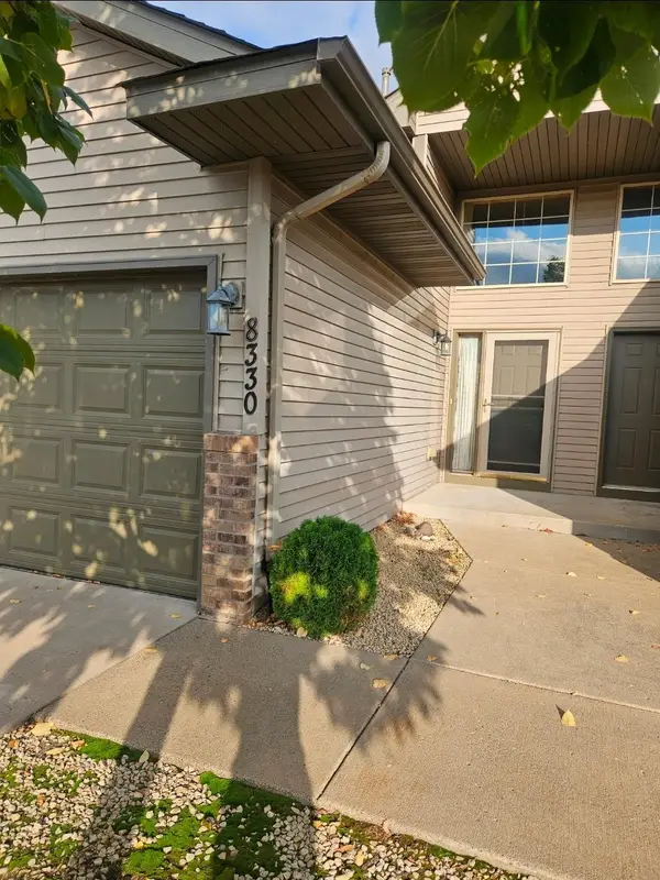 8330 Parkview Avenue Ne, Elk River, MN 55330