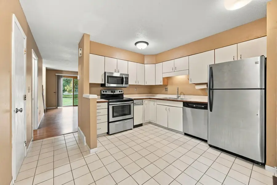 3218 2nd Street N, Fargo, ND 58102 - #3