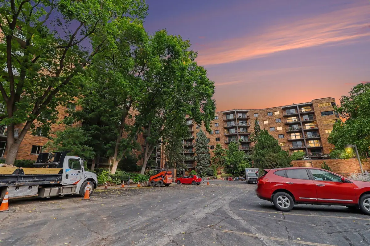 210 W Grant Street #615, Minneapolis, MN 55403 - #1