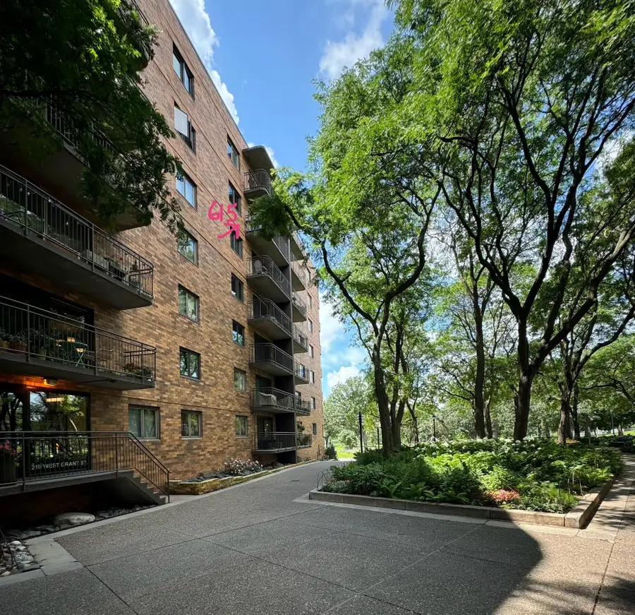 210 W Grant Street #615, Minneapolis, MN 55403 - #2