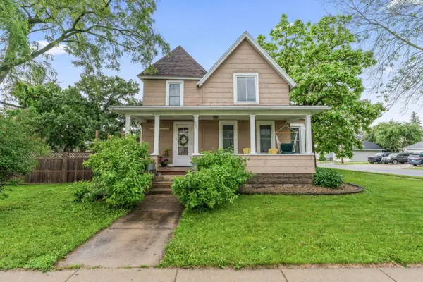 321 1st Avenue Se, Pine Island, MN 55963
