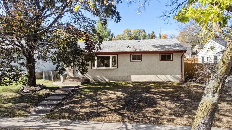 1097 Dale Street N, Saint Paul, MN 55117 - #2