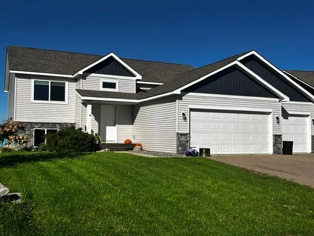 813 Hickory Curve, Watertown, MN 55388 - #1