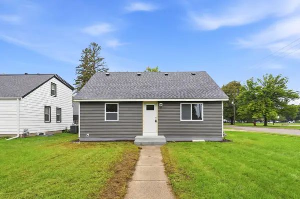 4533 Welcome Avenue N, Crystal, MN 55422