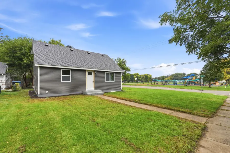 4533 Welcome Avenue N, Crystal, MN 55422 - #2