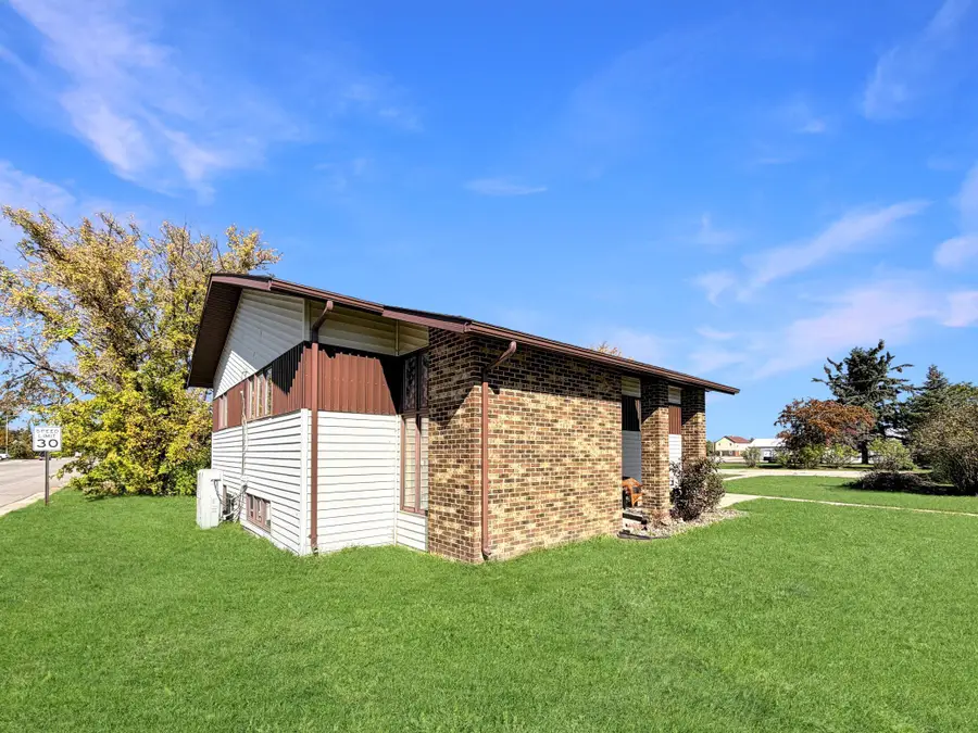 227 1st Avenue Sw, Clearbrook, MN 56634 - #3