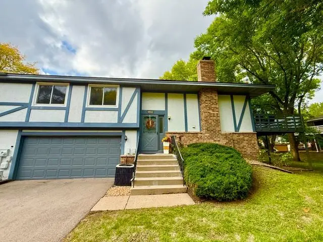 6852 Macbeth Circle, Woodbury, MN 55125 - #1
