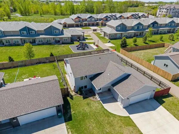 809 24th Avenue Nw, Austin, MN 55912