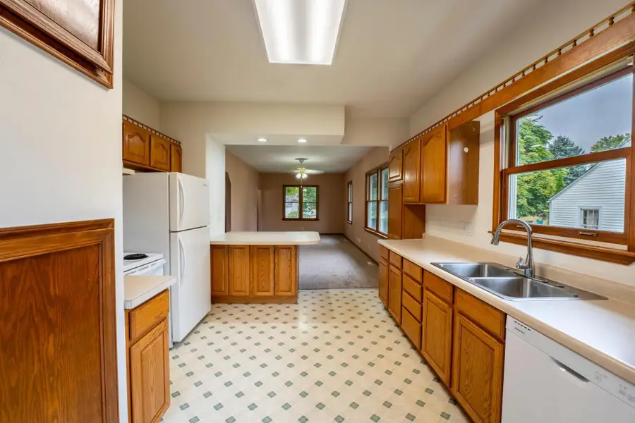 305 N Secor Street, Bricelyn, MN 56014 - #3