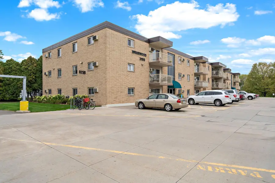3155 Old Highway 8 #304, Roseville, MN 55418 - #2