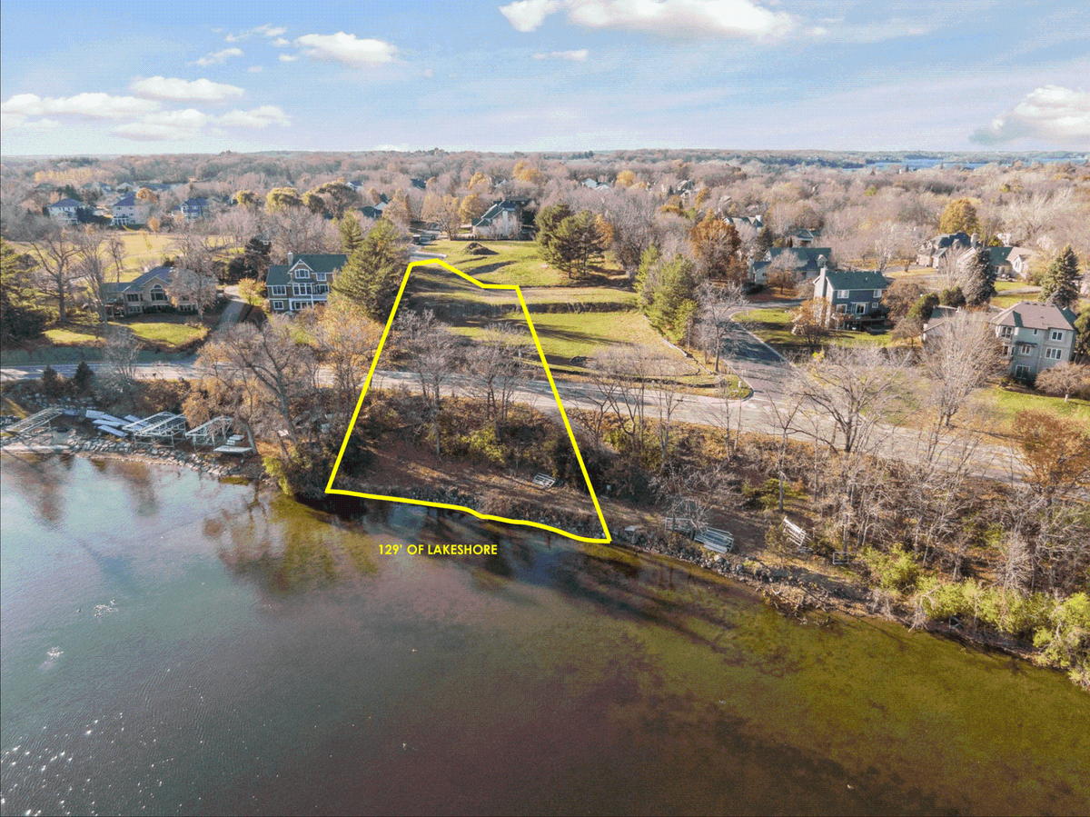 3921x White Oak Lane, Chanhassen, MN 55331 - #1