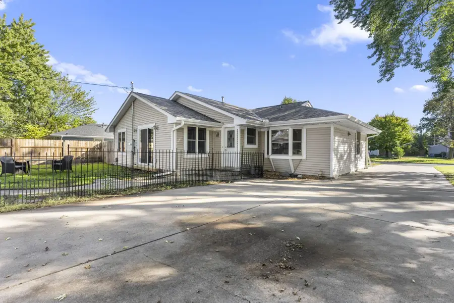 5347 Morgan Avenue N, Brooklyn Center, MN 55430 - #3
