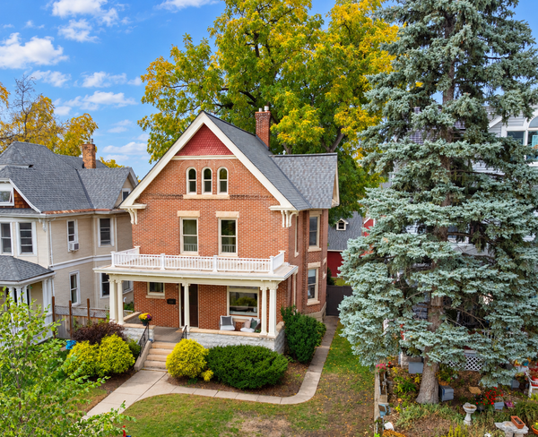1937 Selby Avenue, Saint Paul, MN 55104