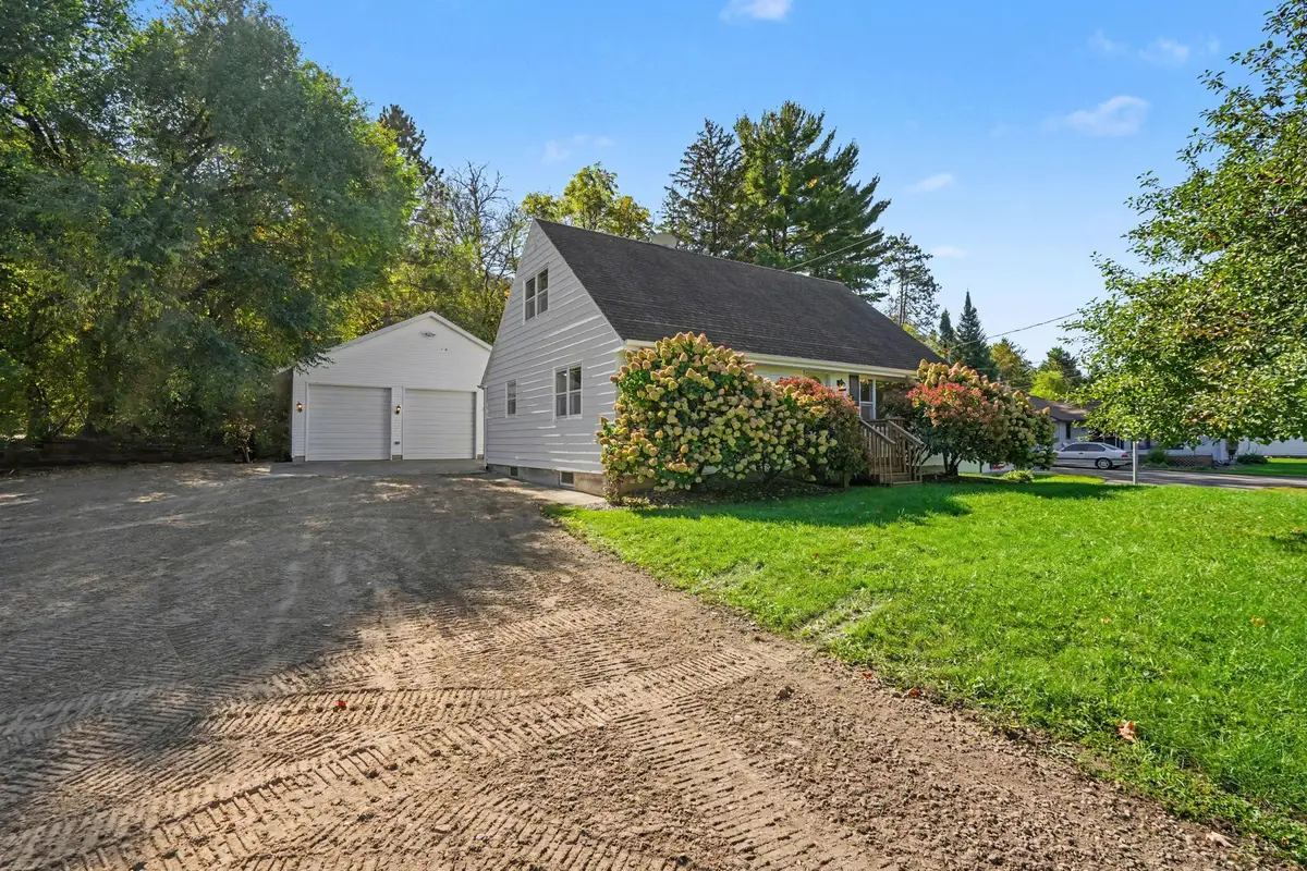 435 Spring Creek Road S, Red Wing, MN 55066 - #1
