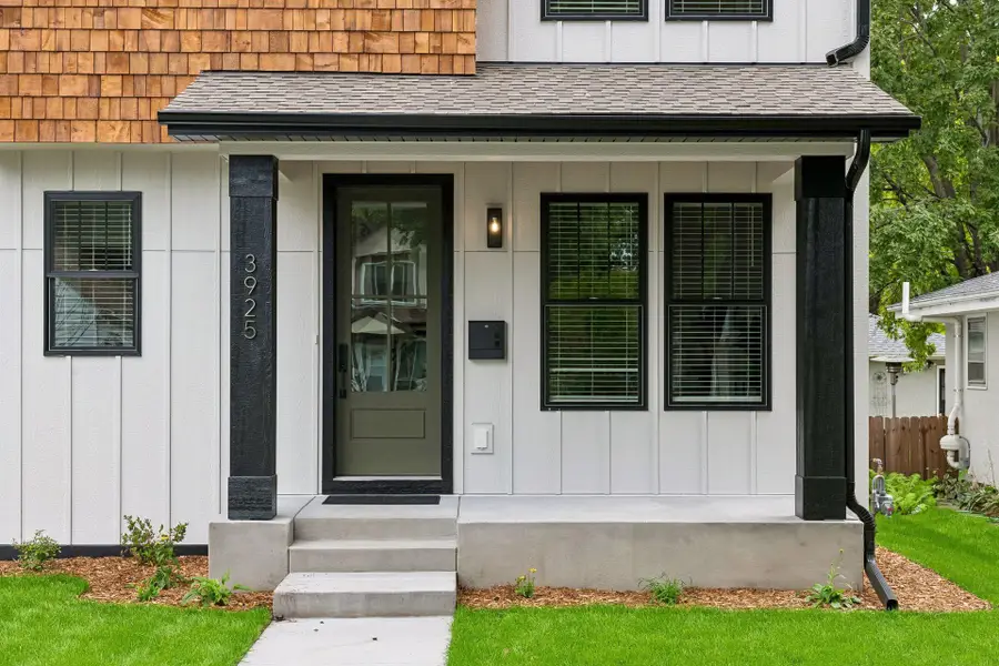 3925 40th Avenue S, Minneapolis, MN 55406 - #2