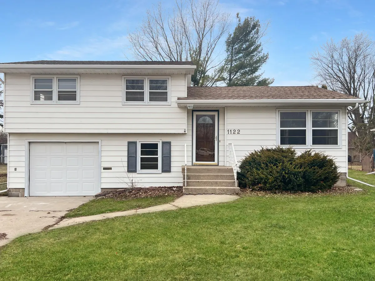 1122 S State Street, Fairmont, MN 56031 - #1