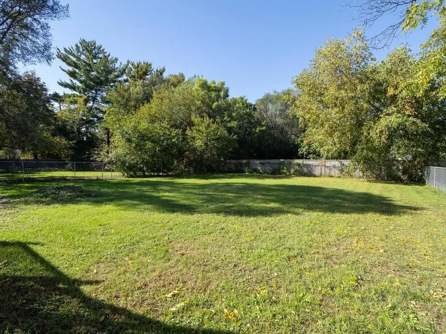 8106 Groveland Road, Mounds View, MN 55112 - #3