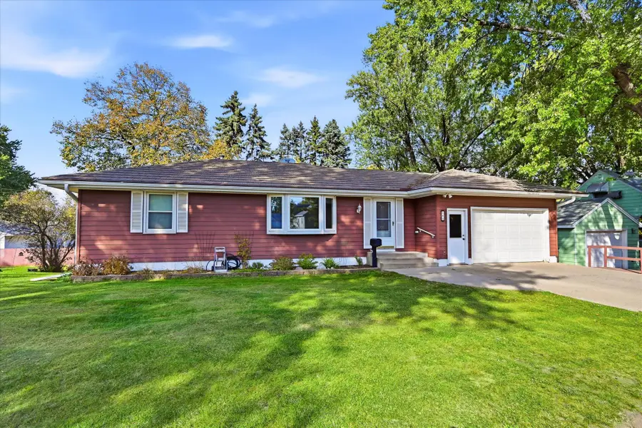 149 49th Avenue Ne, Fridley, MN 55421 - #3